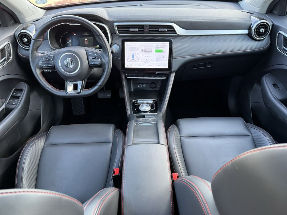 MG ZS EV Luxury Long Range