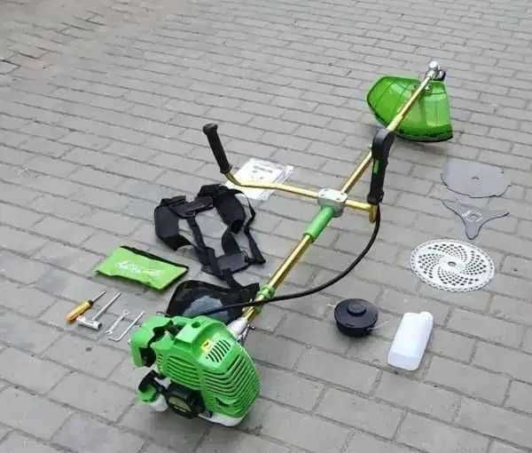Cositoare pe benzina FLINKE BK-5200