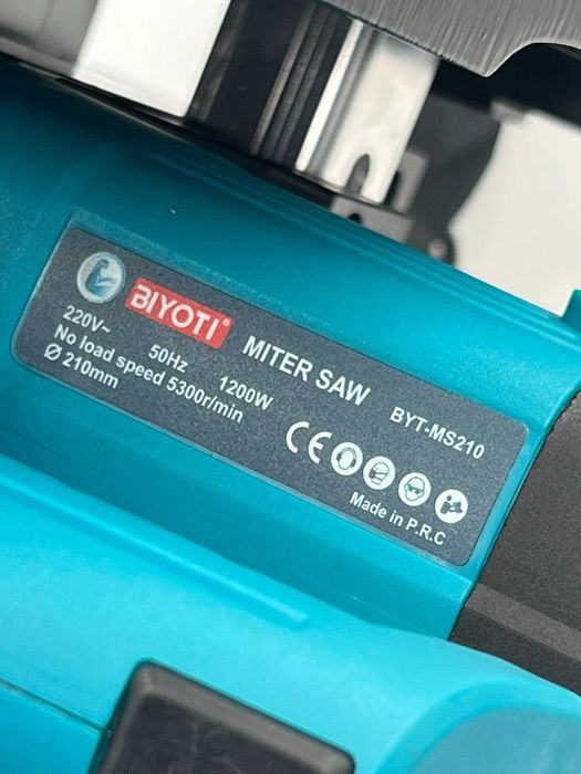 Tortsa pила Biyoti BYT-MS210 Торцовочная пила