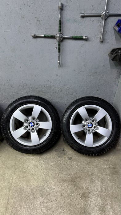 Диски с резиной на BMW 5
