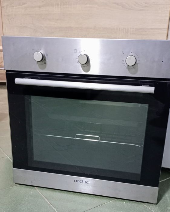 Cuptor electric incorporabil Arctic