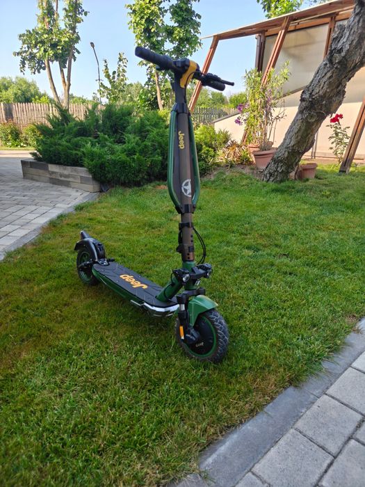 Trotinetă electrică Jeep Adventurer 2xe Adventurer – primul proprietar