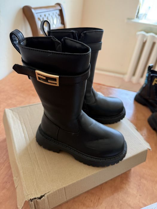 Продам обувь детские