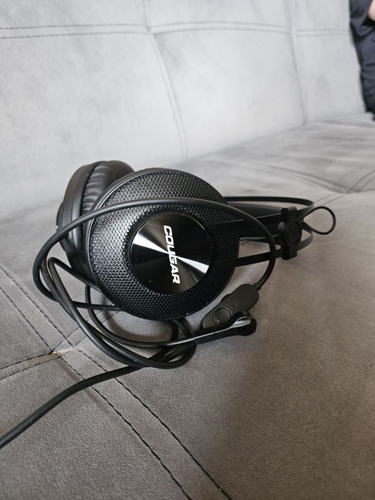 Продавам слушалки за компютър COUGAR