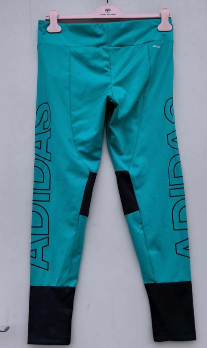 Adidas оригинален дамски клин Л размер нов