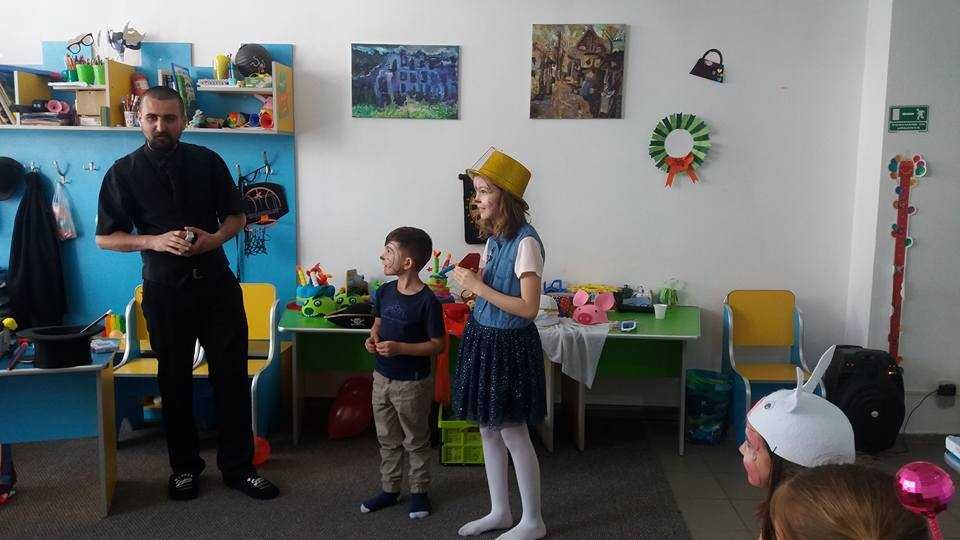 Petreceri copii Craiova spectacol de magie