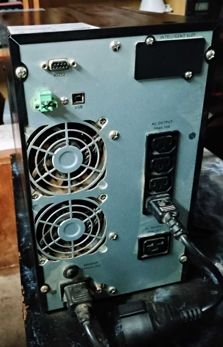 UPS BlueWalker Gmbh Model VFI 3000 TG Аварийно захранване 3000VA 2700W