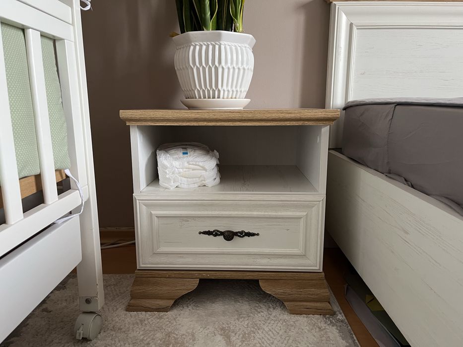 Спальный гарнитур