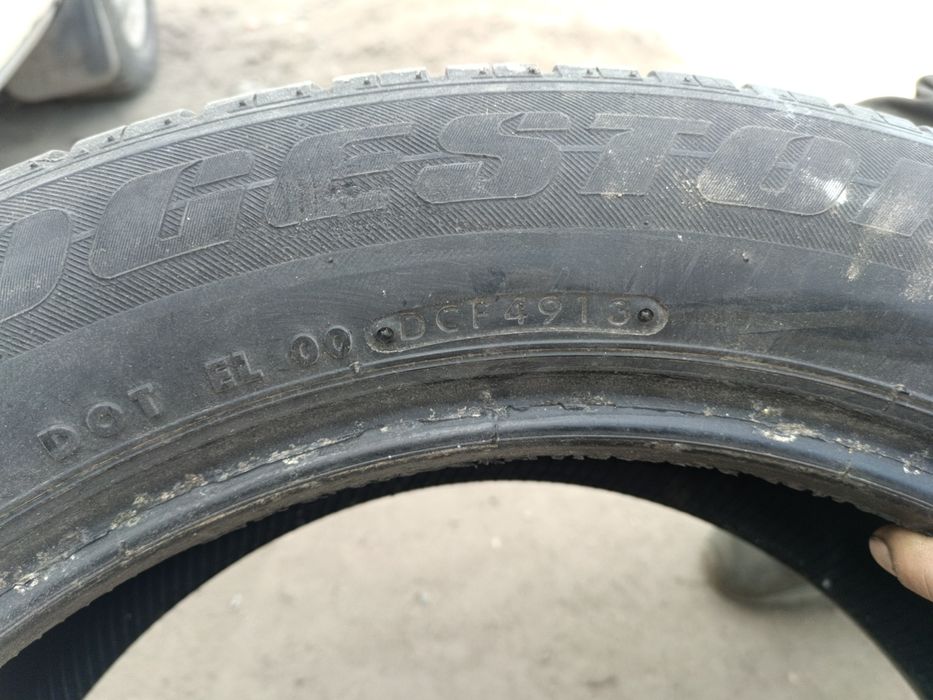 Продам шины б/у bridgestone