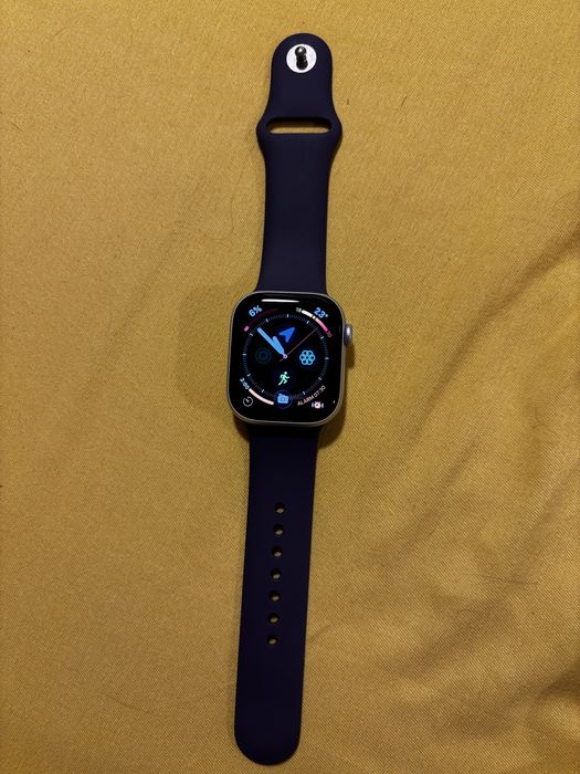 Apple Watch Series 11 GPS+Celullar (42mm) Aluminiu – Sănătate Baterie 100% / Ca Nou