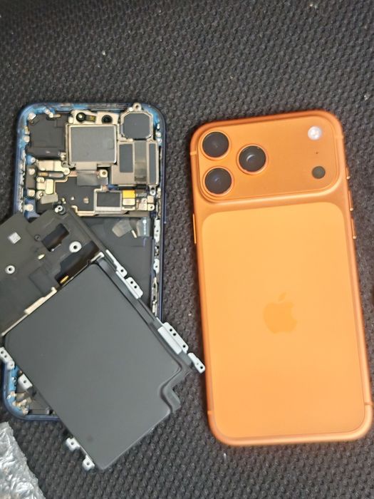 Piese iPhone 17 pro max -17 pro -17 ORIGINALE