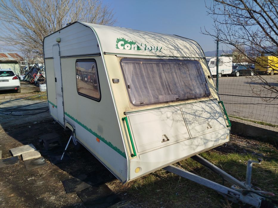 Продавам Каравана  Шато