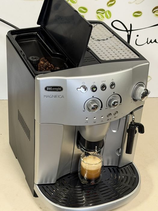 Кафемашина кафе автомат delonghi magnifica с гаранция