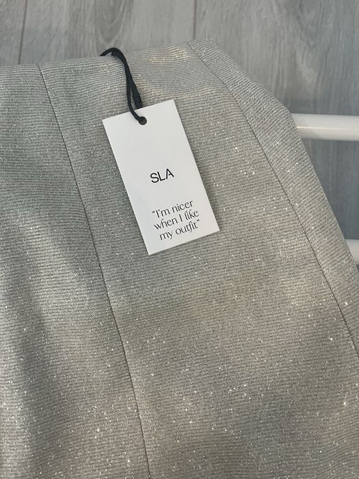 Чисто нови поли .