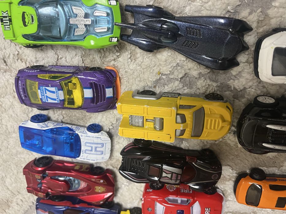 Игрушки Желездныйе машинки 60 шт