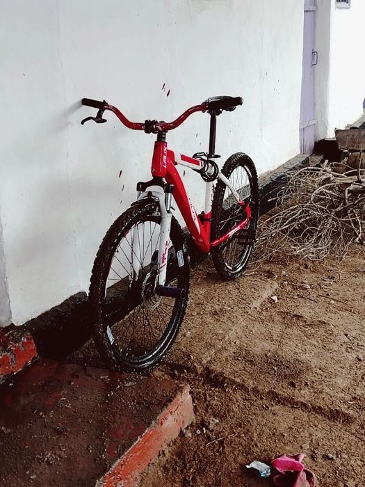 Продам велик срочно