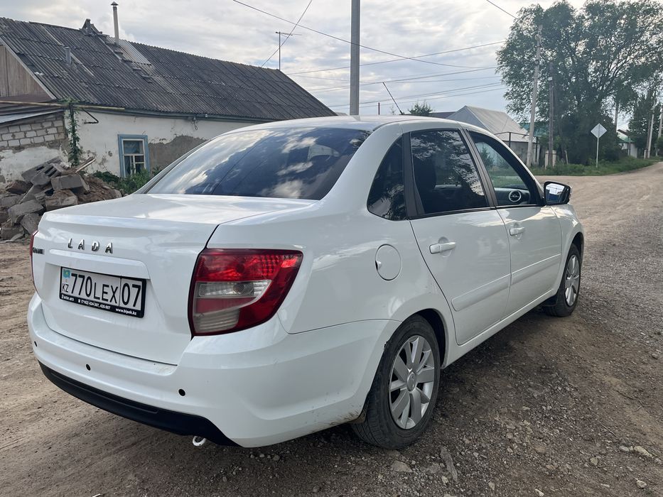 Продам Granta FL люкс.