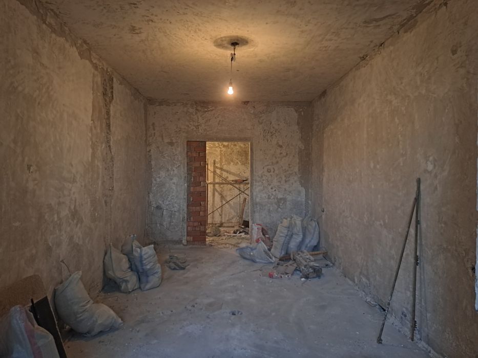 Демонтаж услуга подготавливаем квартира к ремонту Копаем подвал