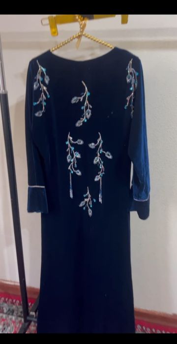 Абая Дубайски фасон ткань бархат ручная работа полностью С М Л подайде