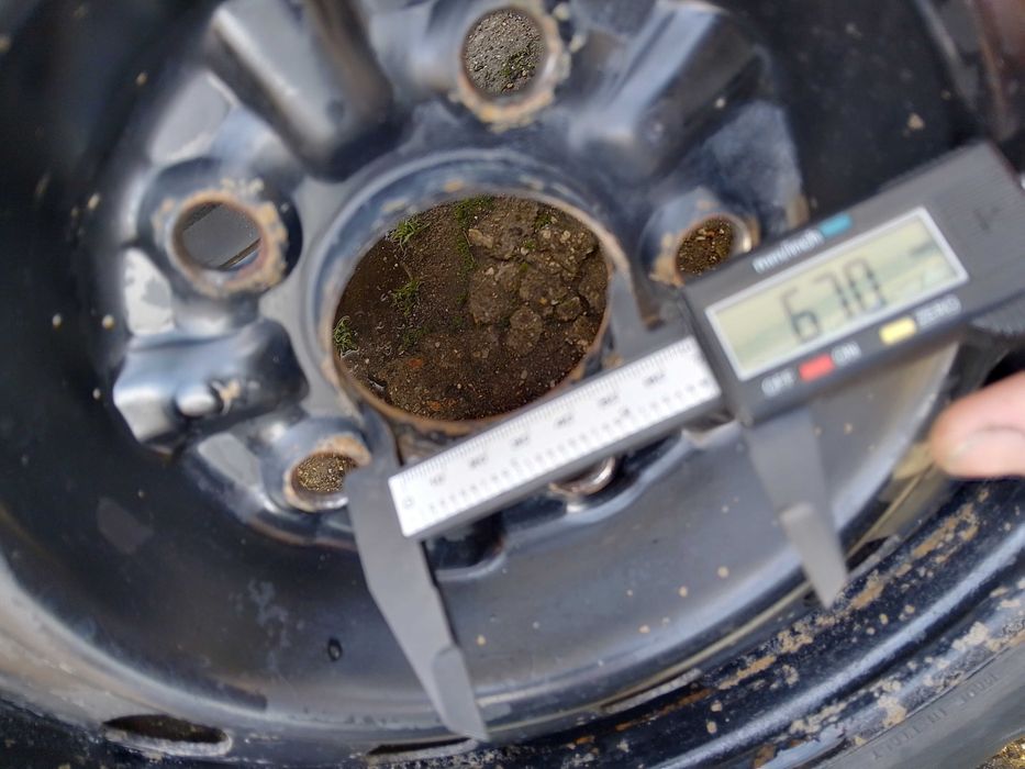 Гуми dayton 185 х 65  15 с джанти 5х114,3