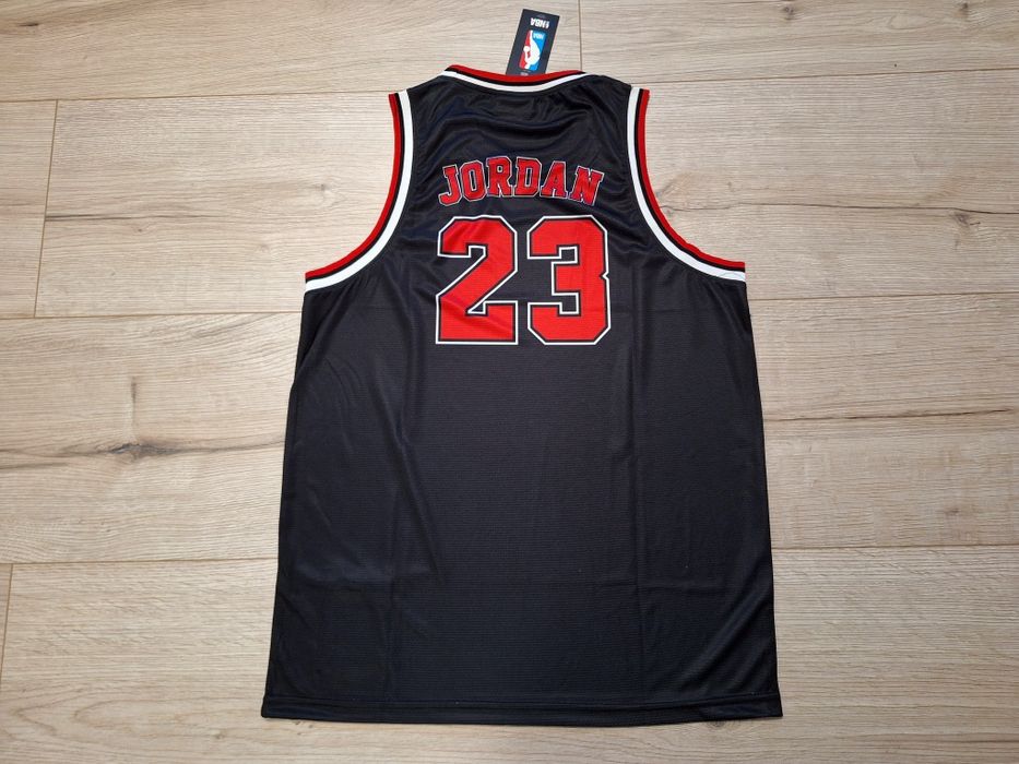 Баскетболен потник на Майкъл Джордан #Чикаго Булс #23# Mitchell&Ness!