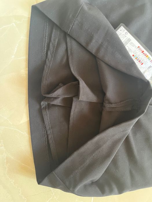 Къси черни пола-панталонки