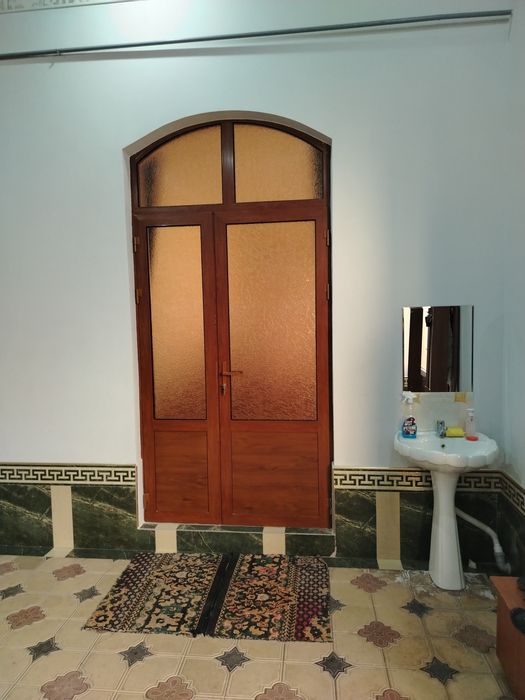 Ховли сотилади срочна