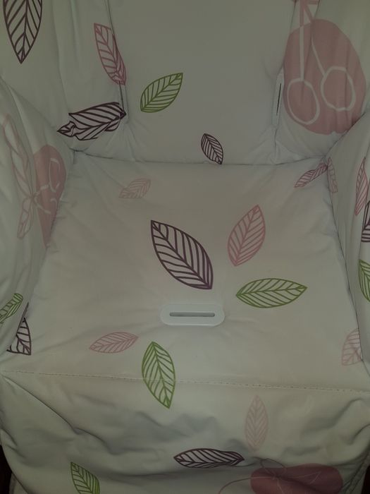 Розов стол за хранене Chipolino