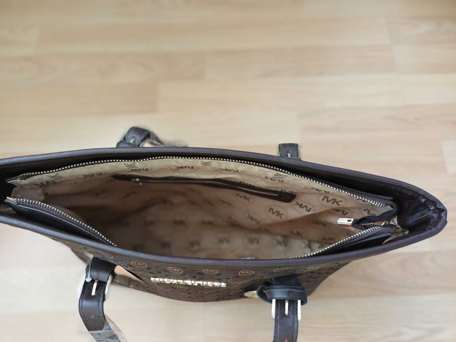 Дамсака чанта / кафява