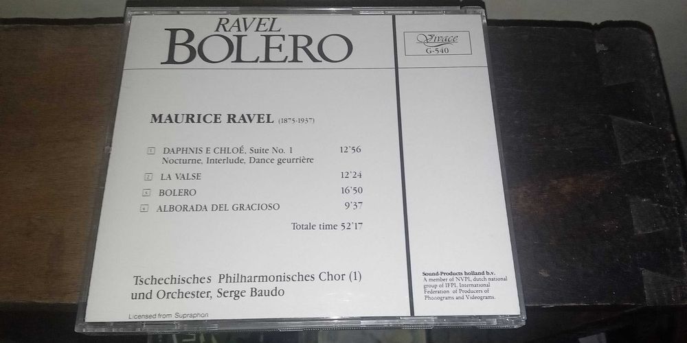 Продавам 4-ри оригинални диска с класическа музика по 5лв. за брой