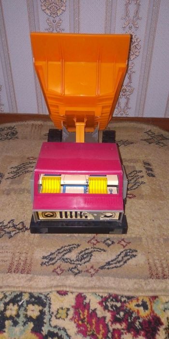 Большой Камаз Самосвал СССР.30000тг.