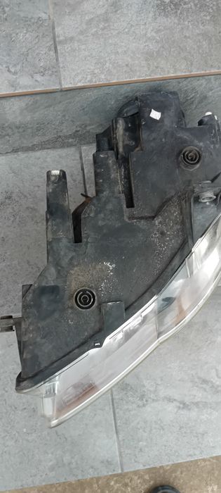 Far dreapta passat b6