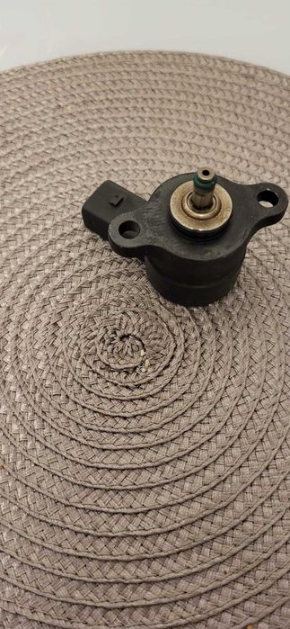 Regulator presiune rampa injectoare Mercedes 2.2 CDI cod A6110780149