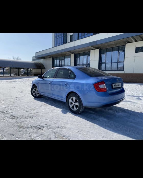 Продам skoda rapid