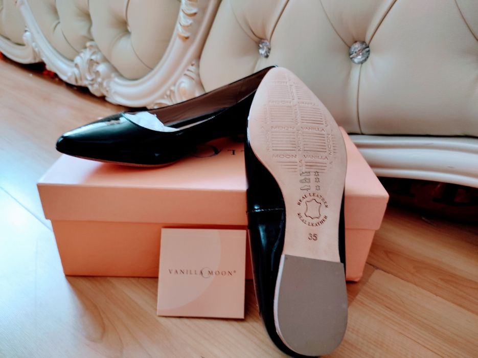 Черные женские балетки