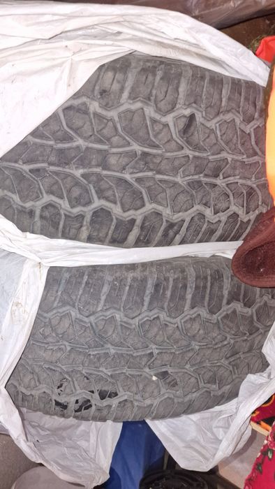 Шины АТ 265/70/16 2шт