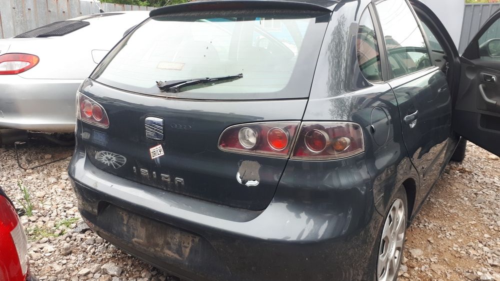 Seat ibiza 1.2  На части