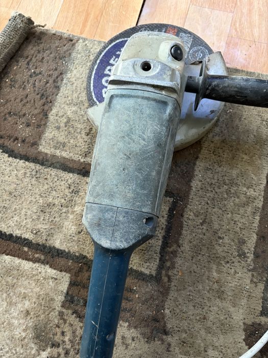 Болгарка жақсы жағдайда бу