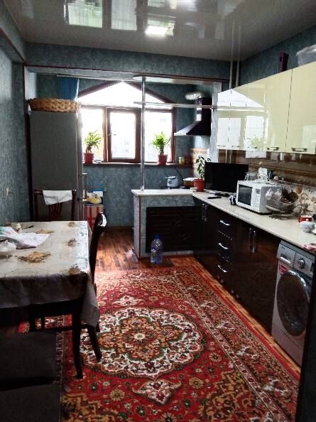 Продается квартира в центре города.