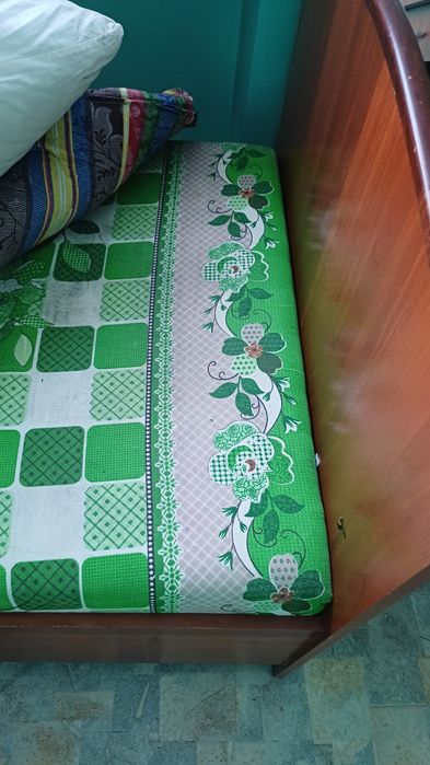 Кровать одна спальная