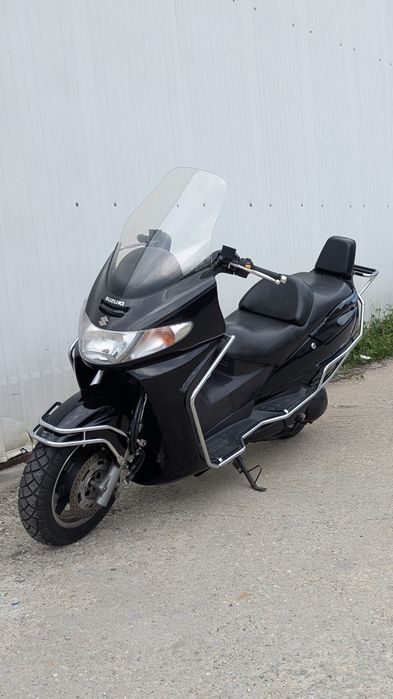 Scuter Suzuki Burgman 250