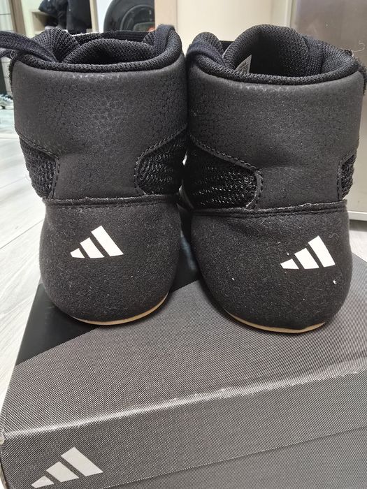 Нови Борцовки Adidas