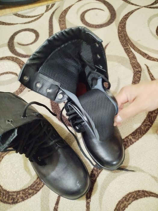 продам берцы новые