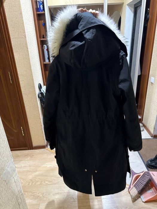 Продаеться парка натуралка писец