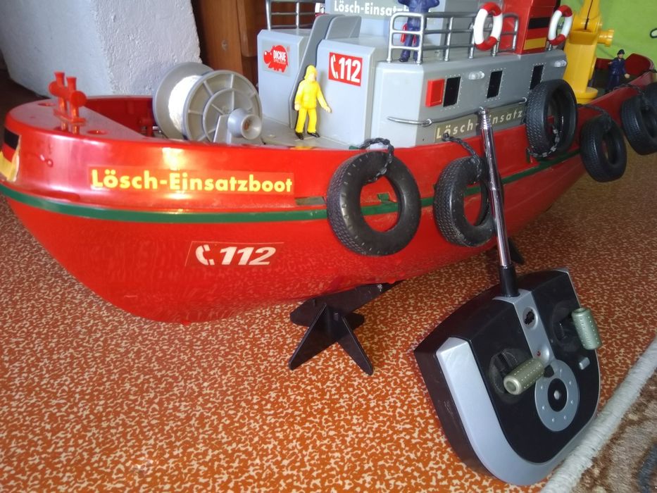 Противопожарен кораб