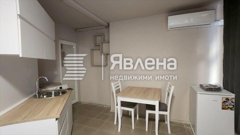 Дава се под наем Едностаен апартамент в Варна, Колхозен пазар - 23 кв.м за 282 € - Снимка #1