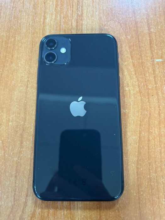 продам iPhone 11