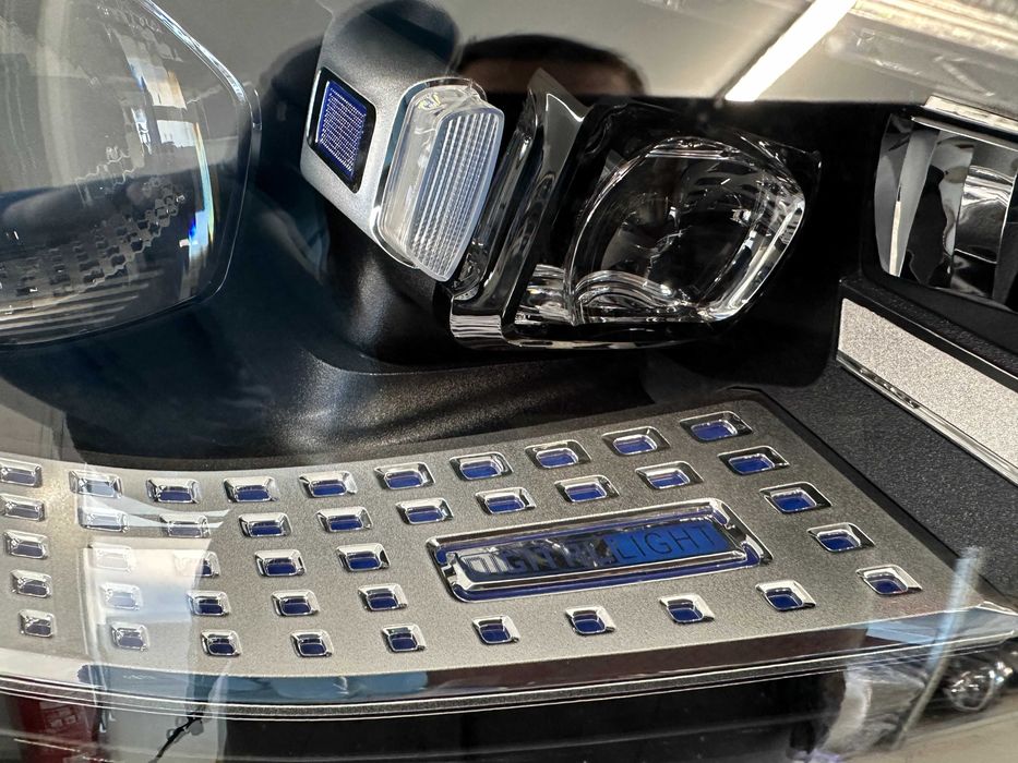 Фар фарове десен Mercedes S klasse W223 Мерцедес 223 DIGITAL LIGHT