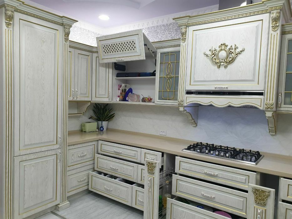 Кухонный мебель на заказ