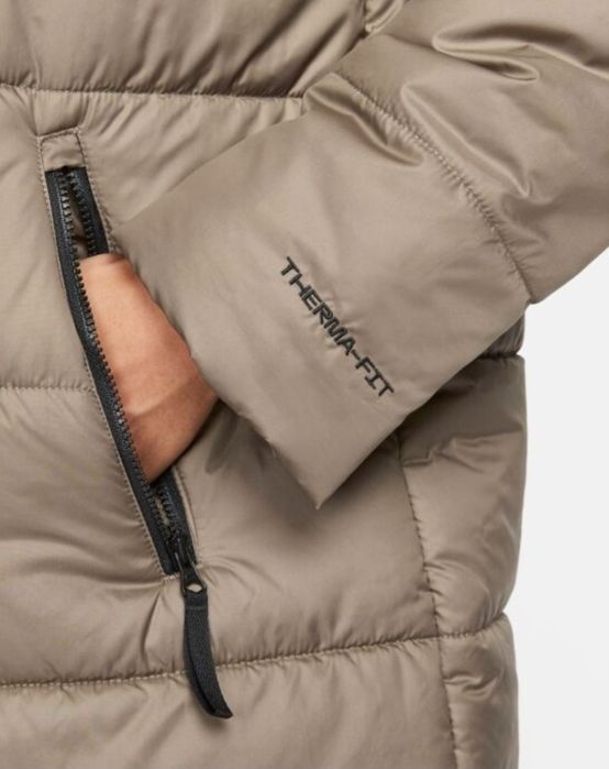 Яке NIKE - therma-fit